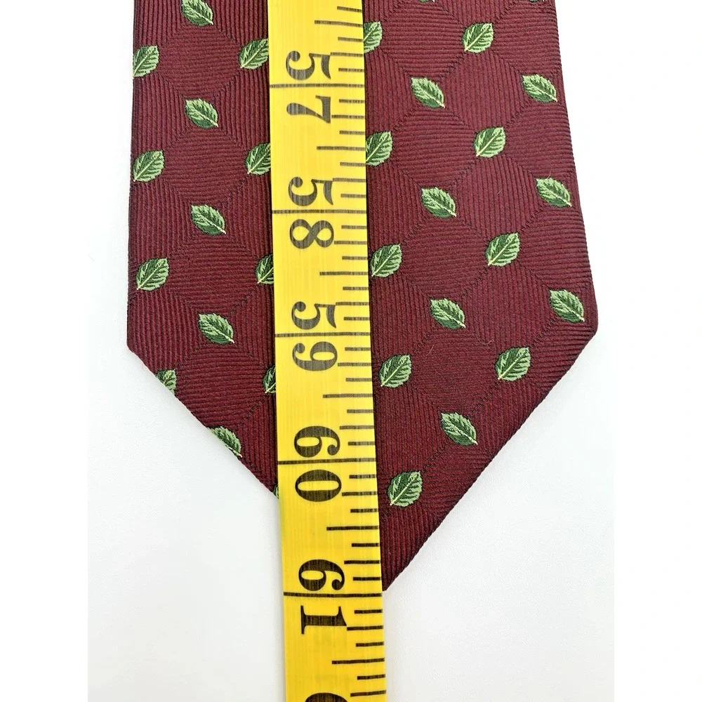Brooks Brothers Makers Men's Italian Silk Made in‎ USA Geometric Leaf ~ Long 61
